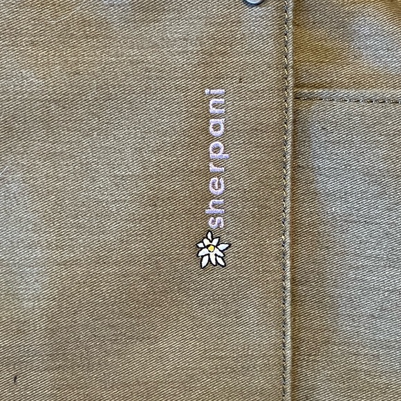 Sherpani Crossbody Olive with Orange Accents Multi Pockets Cloth - Picture 11 of 15